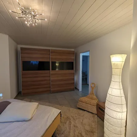 In Vienna Suburbs - 40 Min From Vienna Center