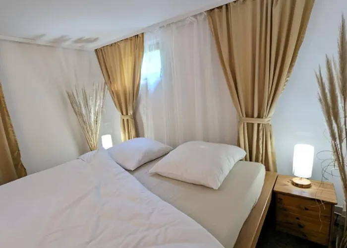 In Vienna Suburbs - 40 Min From Vienna Center Traiskirchen